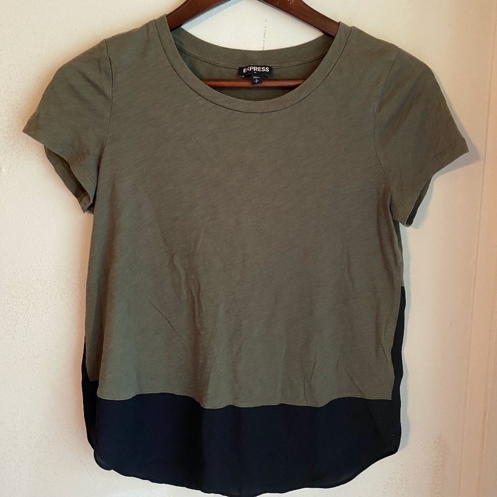 Express T-Shirt